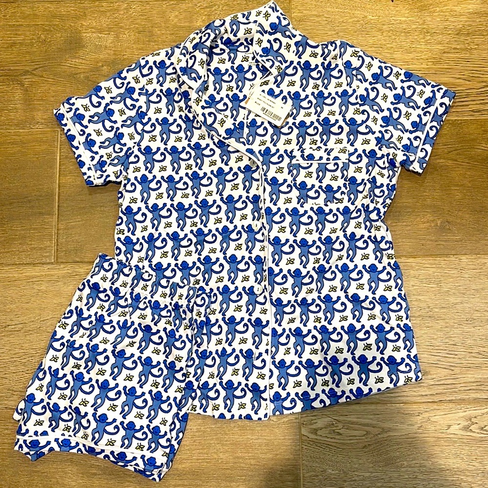 Roller Rabbit Pajama Set( shirt and shorts)